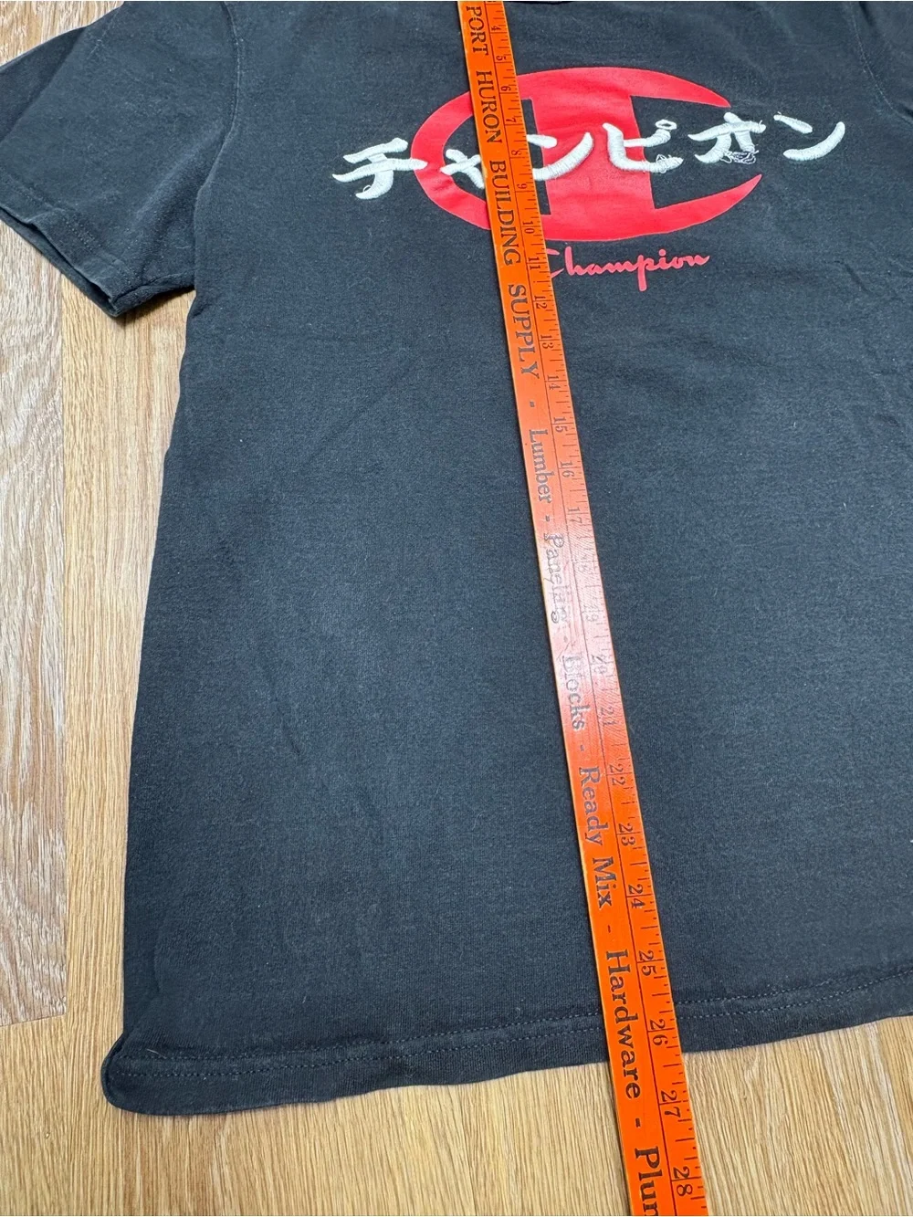 Champion Black Short-Sleeve Tee with Red Logo and White Japanese Text - Picture 4 of 7